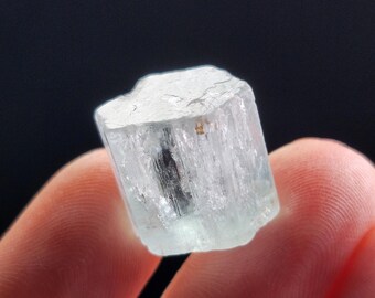 両端が尖ったアクアマリン結晶 5.54g、原石アクアマリン標本 - Etsy 日本
