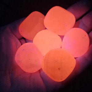 UV Reactive Pink Mangano Calcite Crystal: Tumbled Calcite Specimen