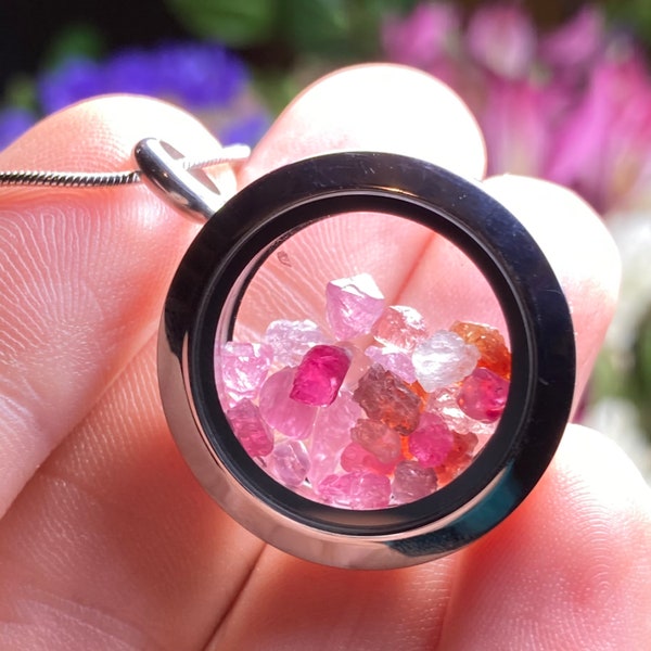 Spinel Pendant / Spinel Crystal / Raw Spinel / Red Spinel / Pink Spinel / Natural Spinel Crystal / Spinel Gemstone / Locket Pendant