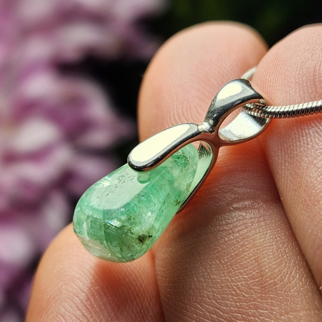 Emerald Pendant / Emerald Crystal Necklace / Emerald Jewelry / Etsy