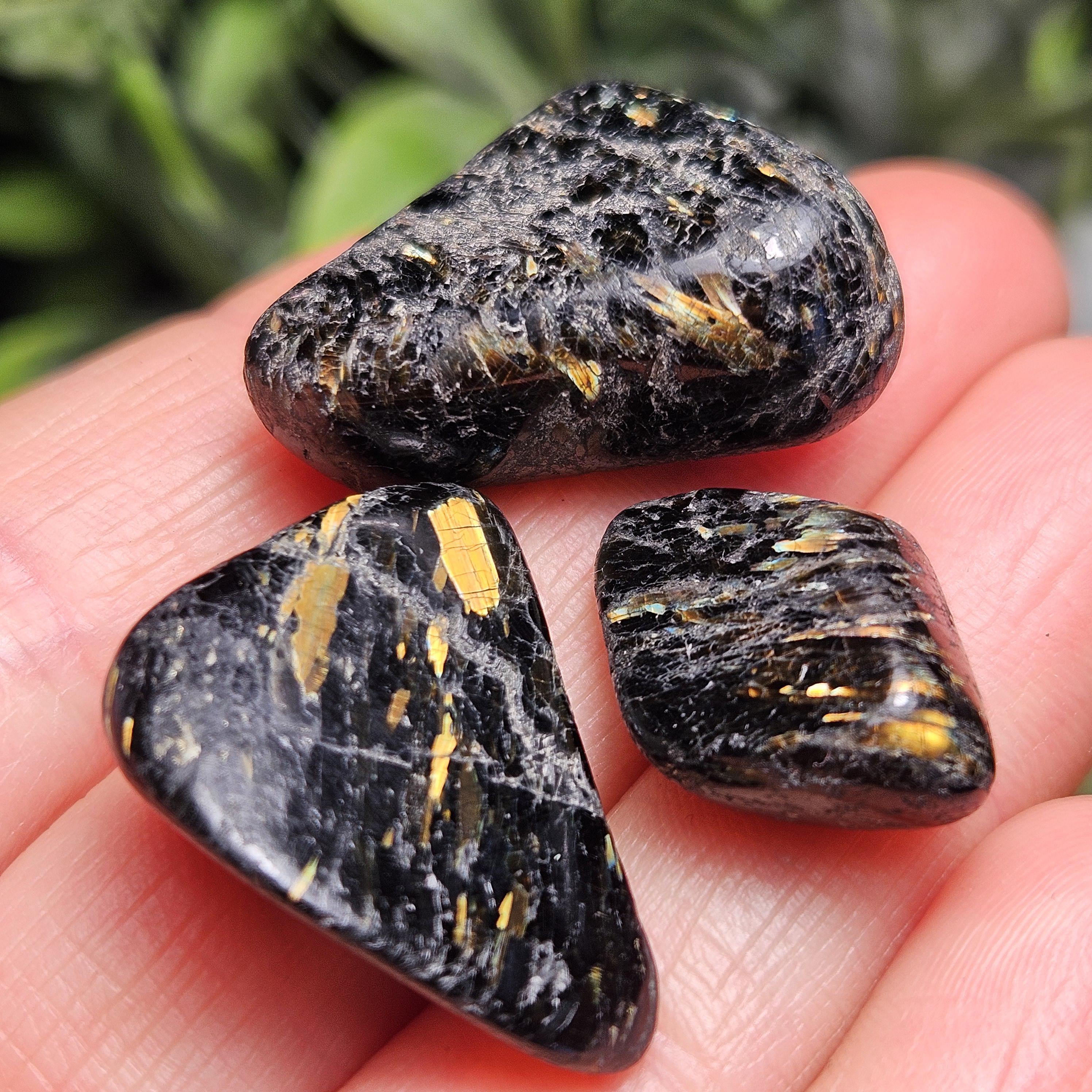 Nuummite greenland - Etsy 日本
