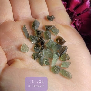 Genuine MOLDAVITE / Raw Moldavite / Moldavite Crystal / AUTHENTIC Moldavite / Moldavite Stone / Moldavite Chips / Moldavite / Real Moldavite image 7