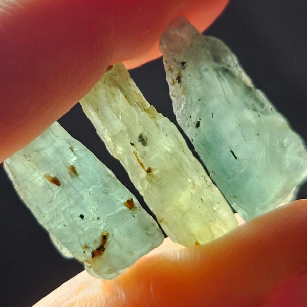 Green Kyanite / Orange Kyanite / Raw Green Kyanite / Green Kyanite Stone / Kyanite Crystal / Kyanite Green / Kyanite Orange / Kyanite Stone