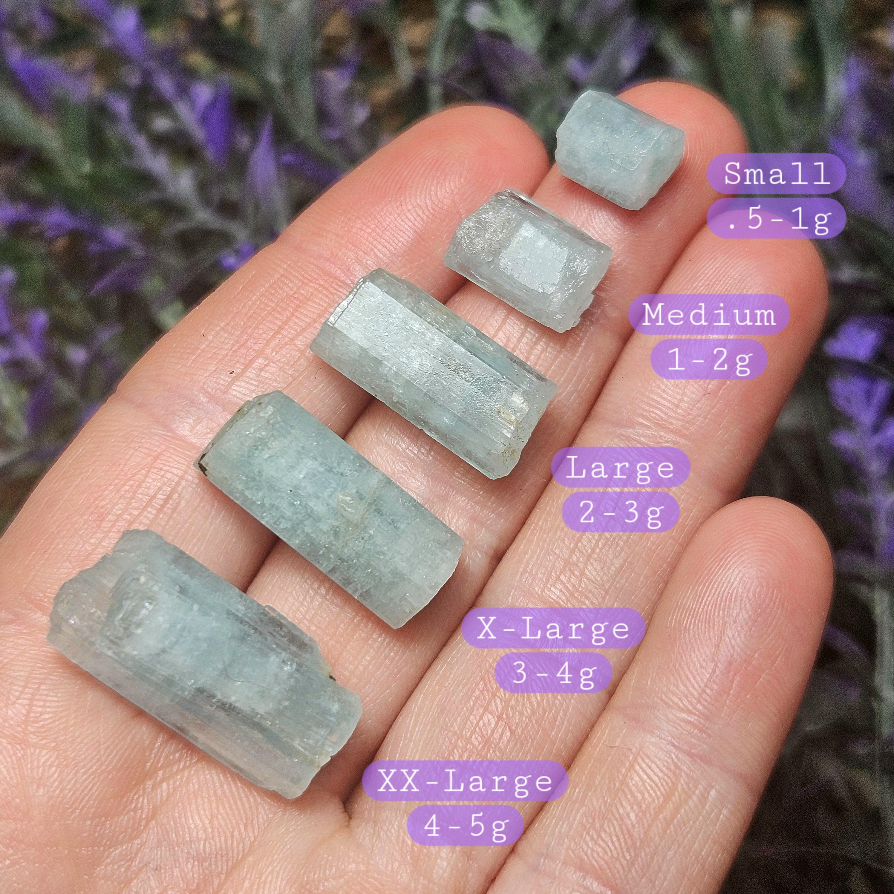 未加工アクアマリン結晶：ナイジェリア産ブルーアクアマリン、天然結晶