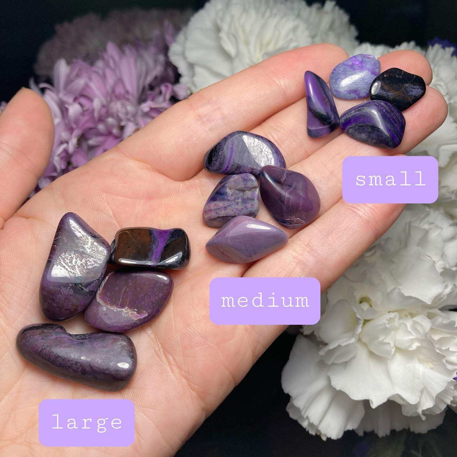 研磨されたスギライト結晶：紫色の南アフリカ産スギライト標本 - Etsy 日本