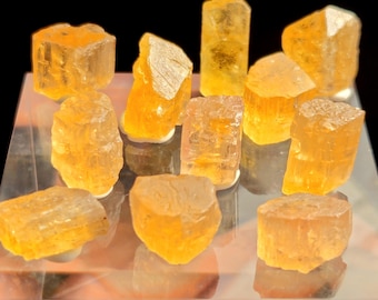 Terminated Topaz Crystal (1-2g): Raw Golden Imperial Topaz Specimen from Brazil
