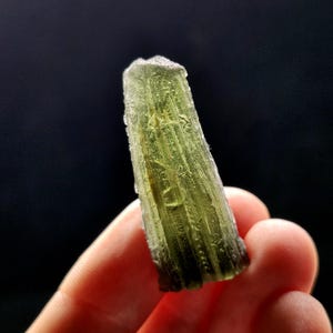 Moldavite Specimen 6.3g - Genuine Moldavite - Raw Moldavite - Moldavite Crystal - Moldavite Specimen - Moldavite Stone - Authentic Moldavite