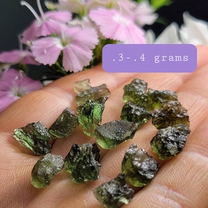 Genuine MOLDAVITE / Raw Moldavite / Moldavite Crystal / AUTHENTIC Moldavite / Moldavite Stone / Moldavite Chips / Moldavite / Real Moldavite image 9