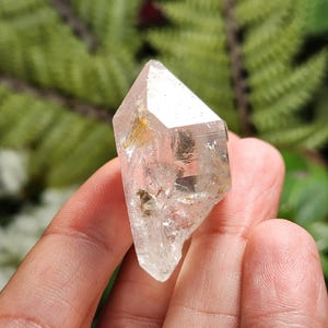 Tibetan Quartz - Quartz Crystal - Quartz Point - Tibetan Crystal - Terminated Quartz - Quartz Stone - Quartz Specimen - Raw Quartz - Tibetan