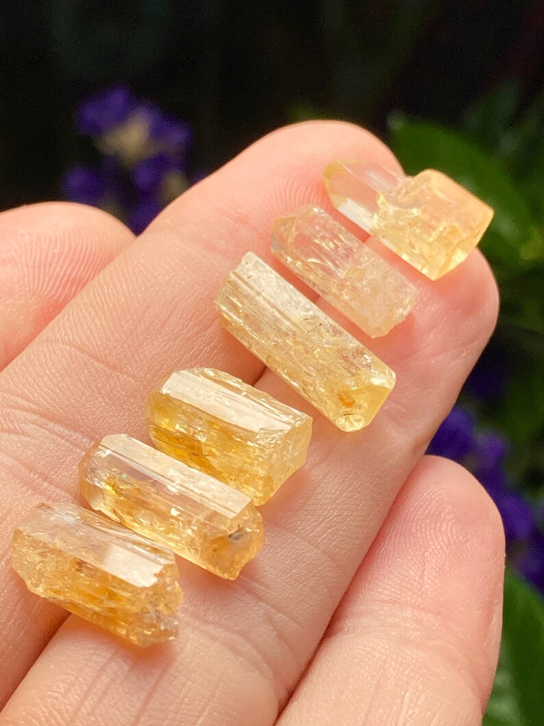 Golden Topaz Crystal / Imperial Topaz / Natural Topaz / Yellow image 8