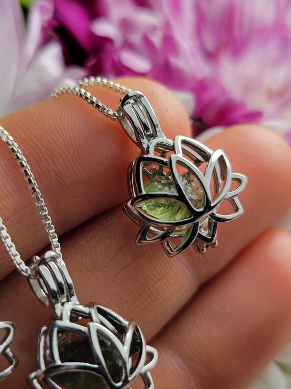 Moldavite on sale pendant necklace