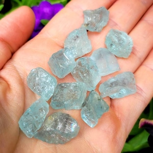 Raw Aquamarine Crystal: Natural Blue Beryl, Aquamarine Specimen