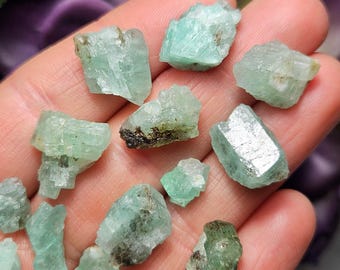 Himalayan Raw Emerald Crystal Specimen: Natural Green Emerald Stone