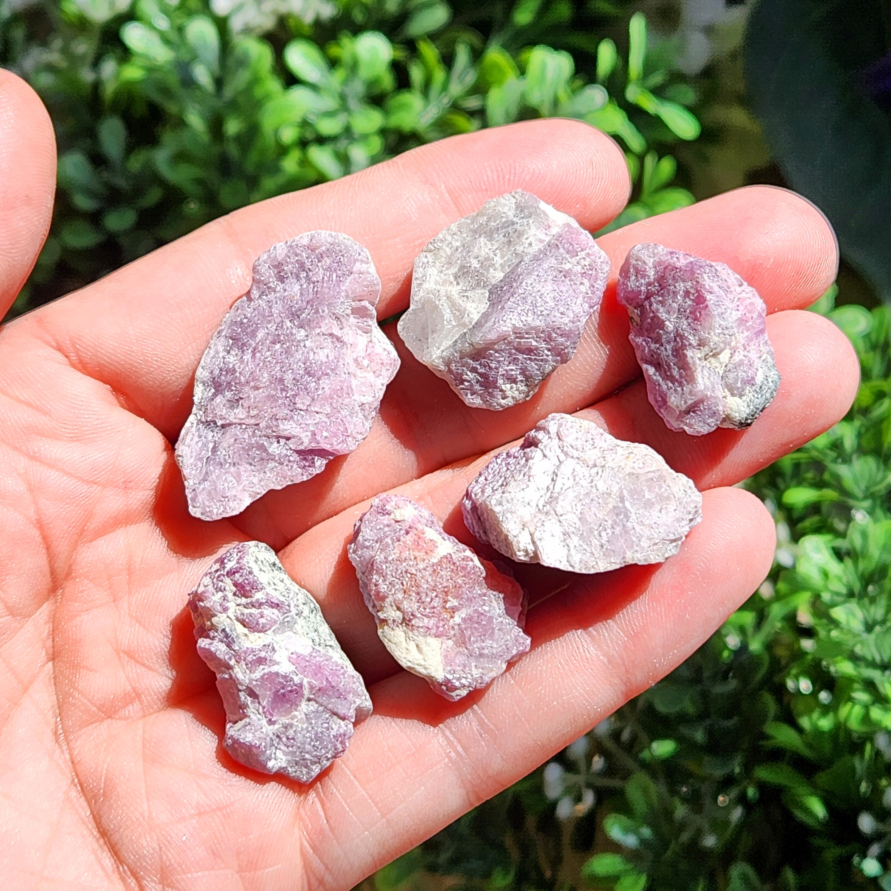 Pink Sapphire Stone - Raw Pink Sapphire - UV Reactive  display picture 1