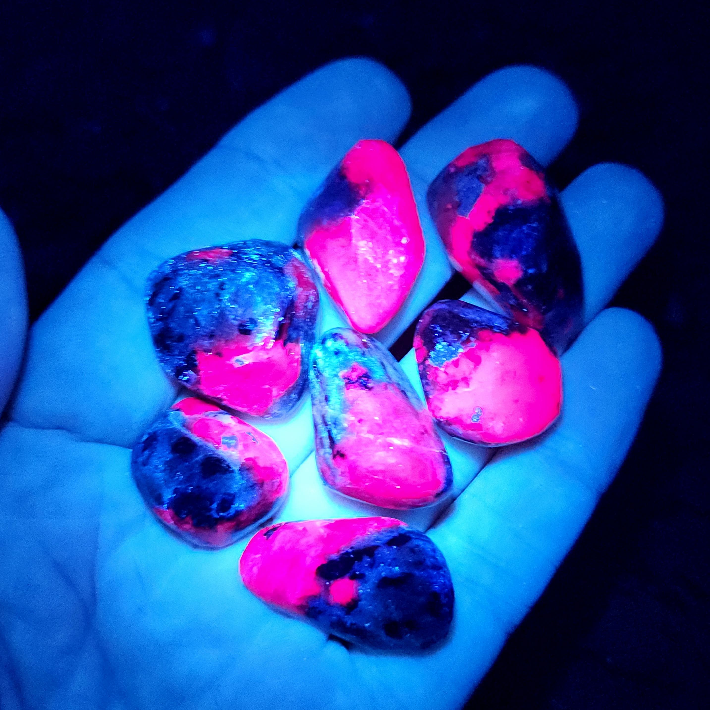 Ruby♥୨୧˙˳⋆﻿　　0118 938g Deep Color Ruby in Zoisite - Mineral Mike