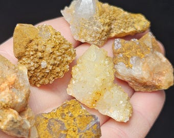 ゴールデンヒーラースピリットクォーツクラスター：南アフリカ産