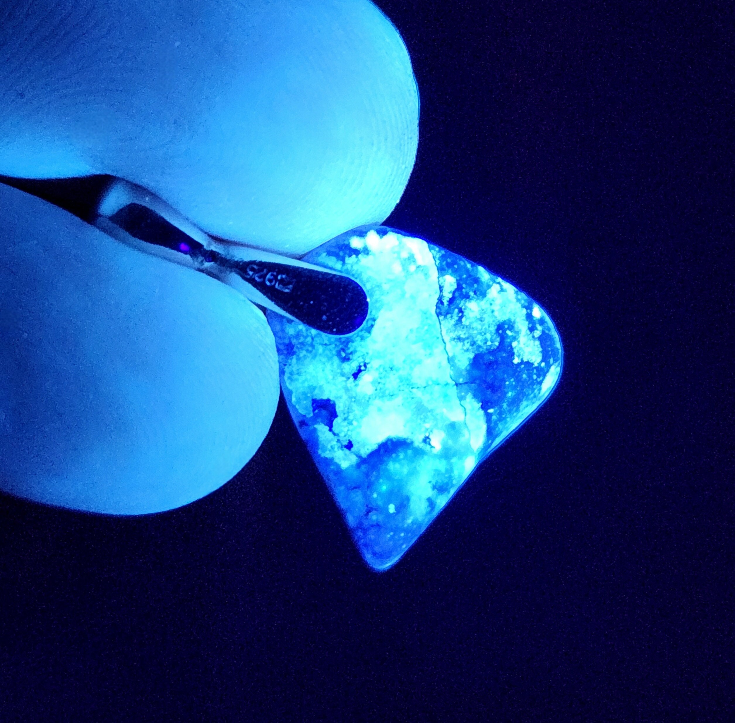 Tiffany Stone Pendant - UV Reactive - Tiffany Stone Jewelry