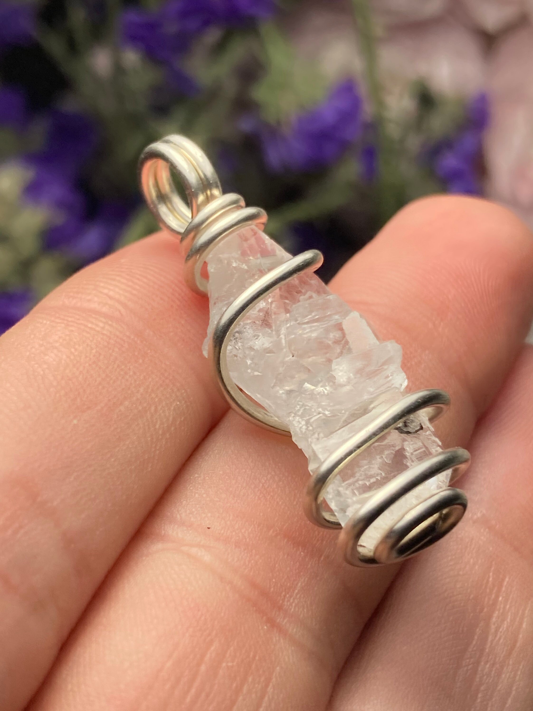 Faden Quartz Pendant / Faden Quartz 