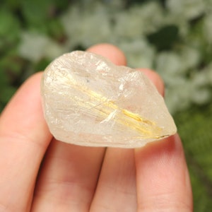 Raw Rutilated Quartz - Golden Rutilated Quartz - Rutilated Quartz Crystal - Golden Quartz - Rutile Crystal - Rutilated Quartz - Gold Rutile