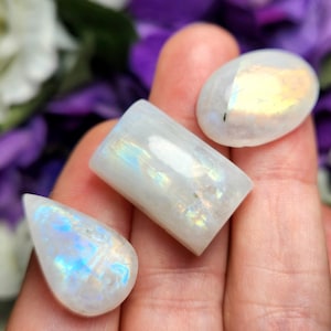 AA Rainbow Moonstone Cabochon: Polished Moonstone Crystals image 6