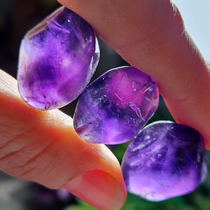Violet Zambian Amethyst - Tumbled Amethyst - Polished Amethyst - Amethyst Stone - Amethyst Crystal - Amethyst Tumbled