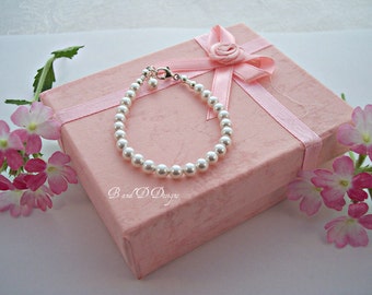 Communion child’s pearl bracelet - Baptism  Baby shower  Swarovski white  pearl baby bracelet Valentine's Day Easter