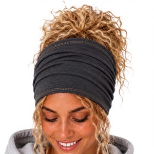 Lange haarband, haaraccessoire voor dreadlocks en krullend haar, gemaakt van katoen en ribgebreid materiaal.