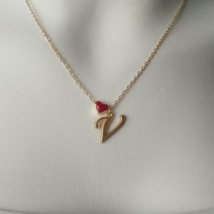 Regalo personalizado de San Valentín, collar inicial, collar del corazón, collar de la carta, joyería del corazón, regalo para ella, regalo del día de la madre, para la mujer
