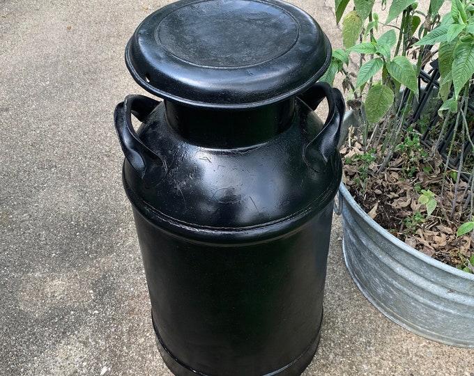 Vintage 10 Gallon Black Milk Can W Lid, Tall Heavy Steel Metal Buhl