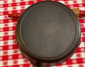 BSR Cast Iron Skillet 7 with Heat Ring, Century Series Frying Pan, #7 Vintage Restored 10 1/8 inch Baking Grilling Camping, Gift Cookware