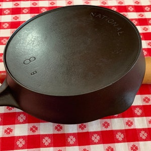 No.8 Cast Iron Skillet, 10 ¼ inches