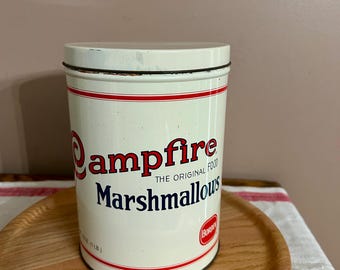Lata para malvaviscos de fogata, réplica vintage de un bote publicitario para alimentos de cocina, decoración roja, blanca y azul.