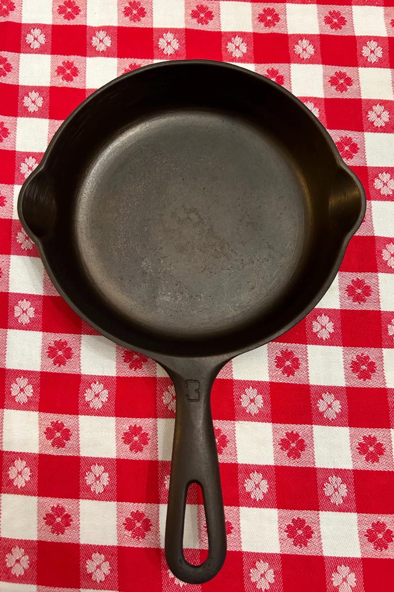 No. 3 Griswold Cast Iron Skillet, Vintage 3 Small Logo Erie PA 709 H