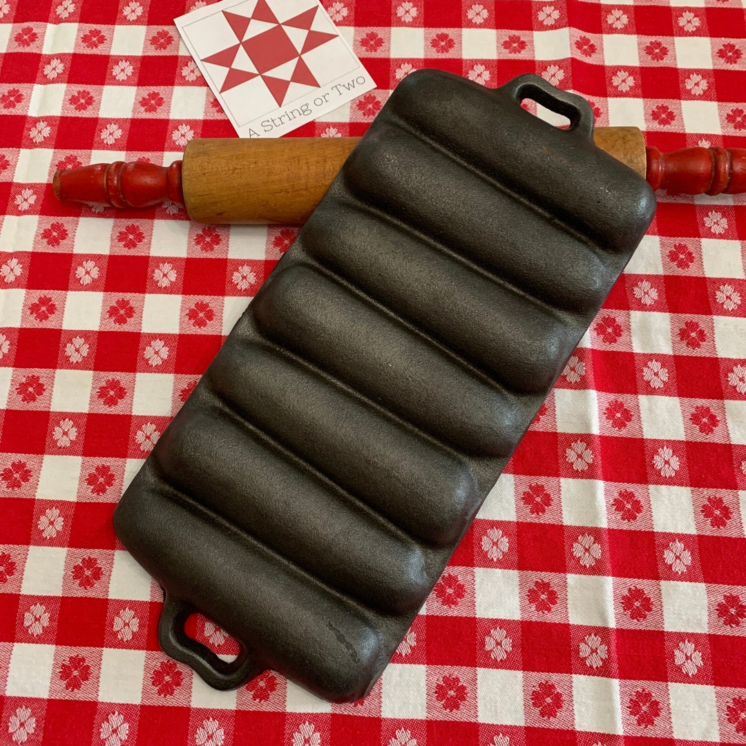 Vintage Cast Iron Corn Stick Pan Cornbread 7 Cornsticks Etsy