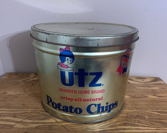 Vintage UTZ Potato Chip Tin, 1980s Hanover Brand Pennsylvania Advertising Tin, 8 Inches Tall X