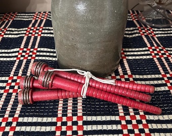 5 bobinas de madera vintage para textiles, husos rojos, carretes, sala de costura, decoración primitiva