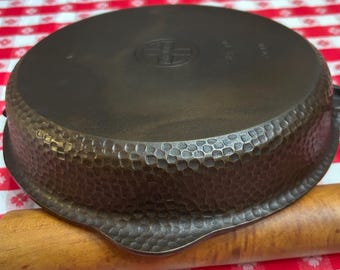Vintage GRISWOLD #8 Hammered Cast Iron Deep Skillet Hinged LID #2040, Restored