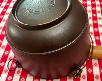 Vintage Griswold Slant Logo Erie Cast Iron Kettle No. 786 Restored Clean, 10.5 Diameter