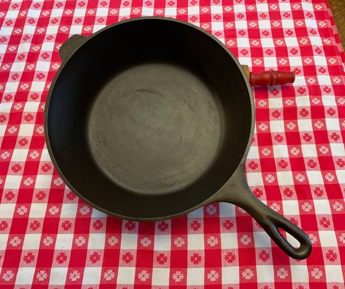 Cast Iron Chicken Fryer Vintage Lodge 8 CF Made in USA Deep Etsy