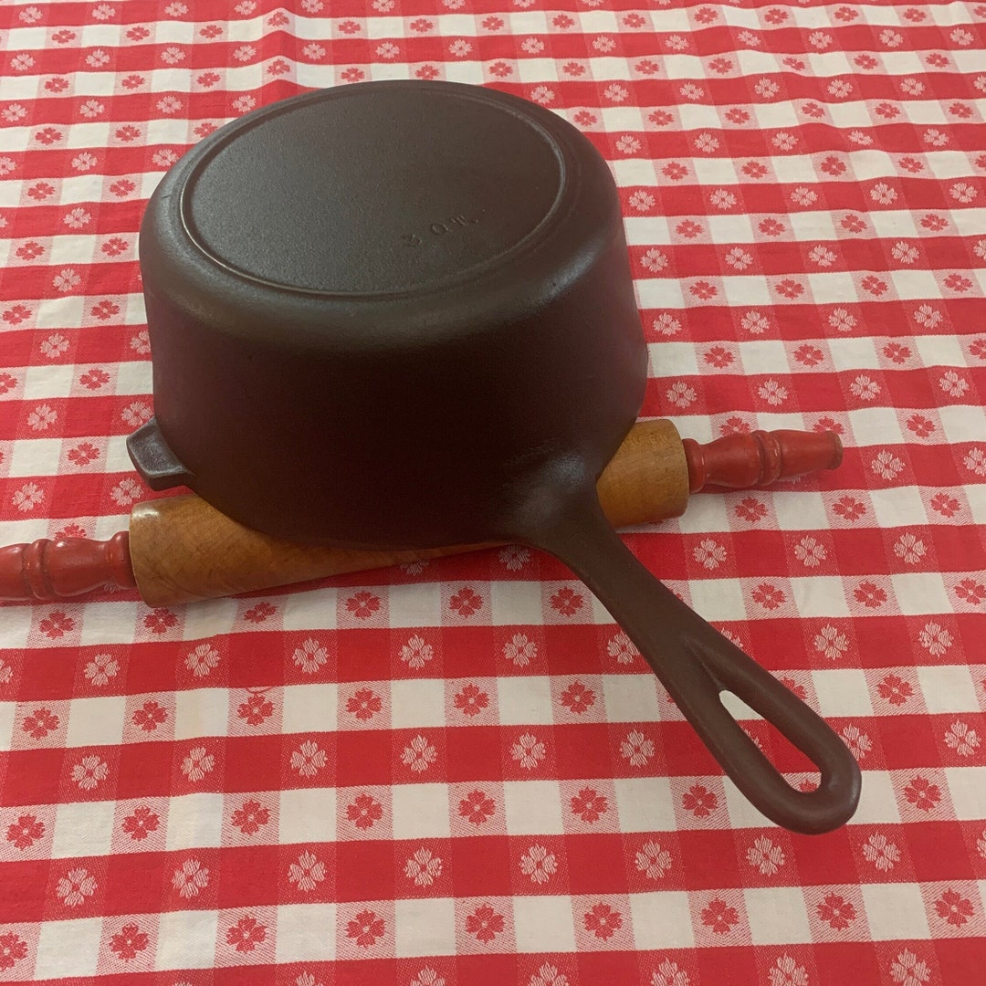 3 Qt. BSR Cast Iron Sauce Pan Pot With Heat Ring, Red Mountain Series W