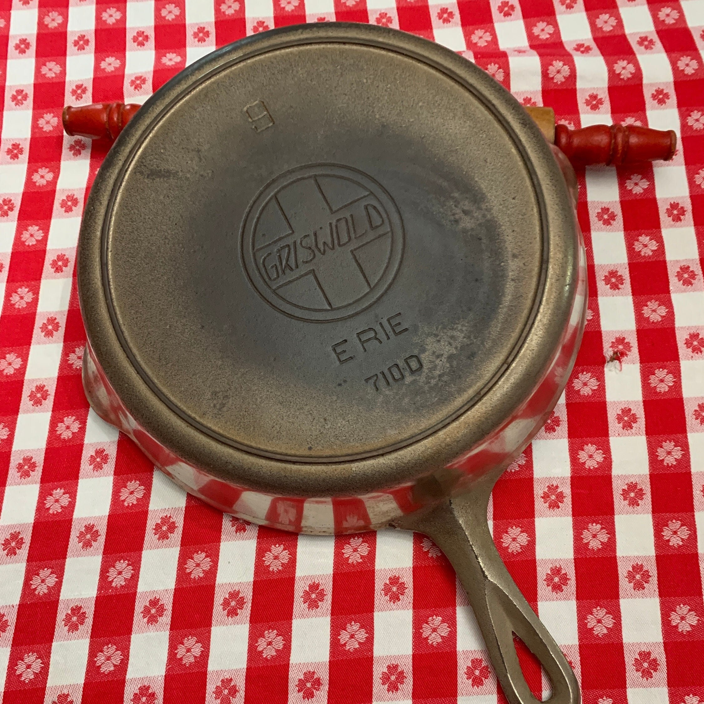 NEW Old Stock NOS Vintage Griswold 10 Cast Iron Skillet 716D Small Block  Logo Early Handle Circa 1939 1957 