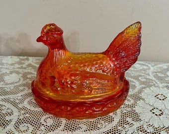 Vintage Amberina Hen on Nest, L.E. Smith Glass Candy Trinket Dish, 6 inch wide