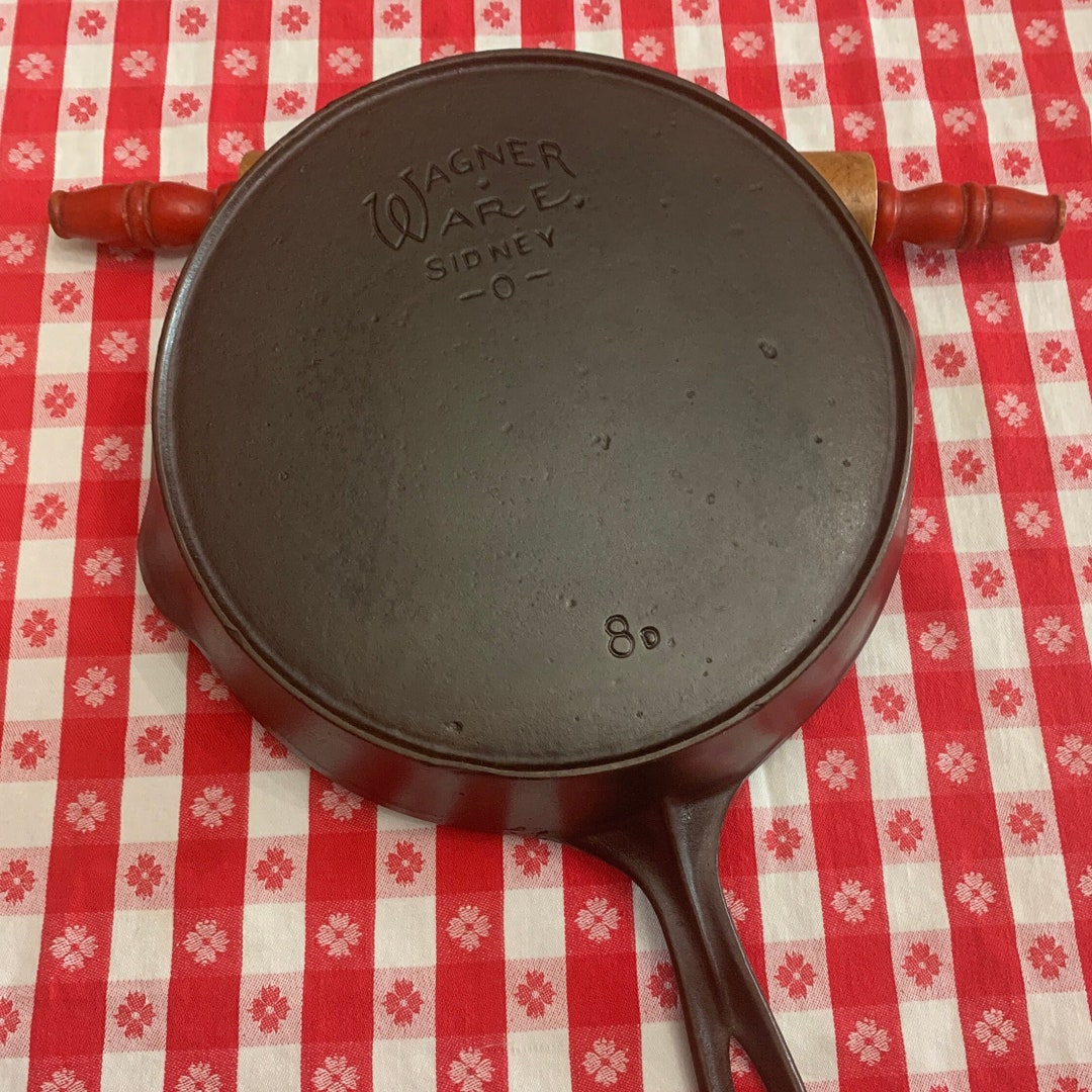 No. 8 Wagner Ware Cast Iron Skillet W Heat Ring, Sidney O 1058 8 D
