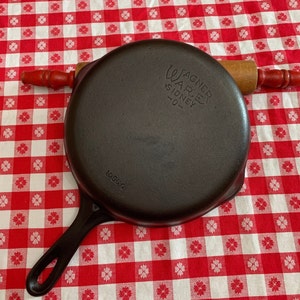 Winco CAST-6, 6-1/2-Inch Dia FireIron Cast Iron Skillet