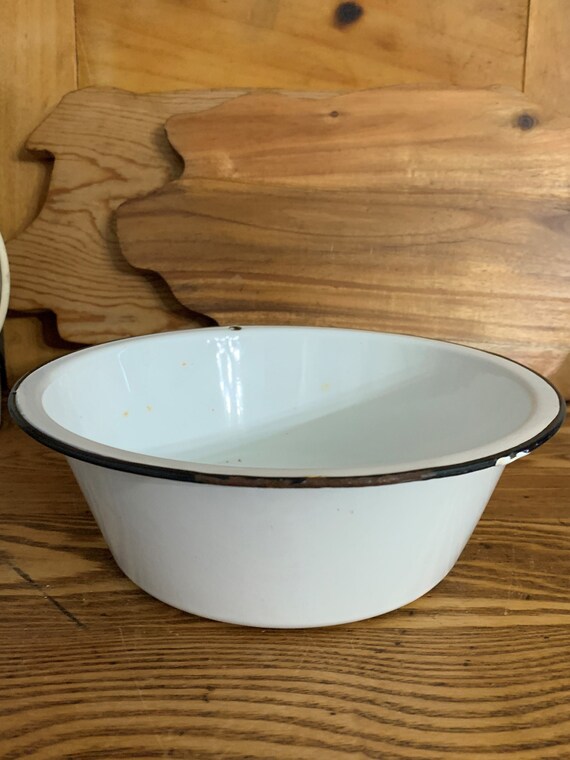 Small White & Black Enamel Dish Pan 9 Inch Diameter Vintage Etsy