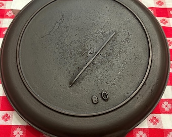 Antique Cast Iron Hand Round Griddle w Gate Mark, Raised 8 Molder Mark, Restored Camping Pan