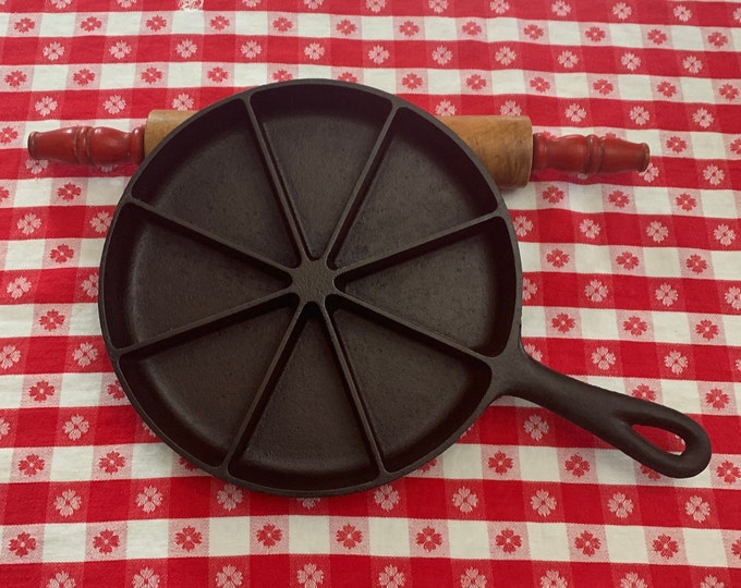 Cast Iron Cornbread Wedge Skillet, BSR Patent Pending, Vintage 8