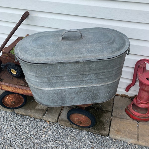 Vintage Canco Galvanized Boiler w Lid, Rustic Flower Garden Container, Metal Industrial or Farmhouse Porch Firepit Fireplace Firewood Holder