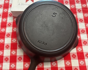 Vintage No. 5 Iron Mountain Cast Iron Skillet 1030, 8 inch Restored Griswold 1940s Frying Pan