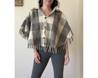 Vintage Wool Plaid Fringe Cape Women’s Size Small Medium